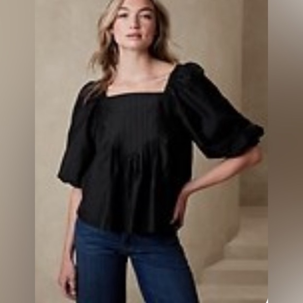 Banana Republic Black Pleated, Puffy Sleeve Shirt Blouse Size Small